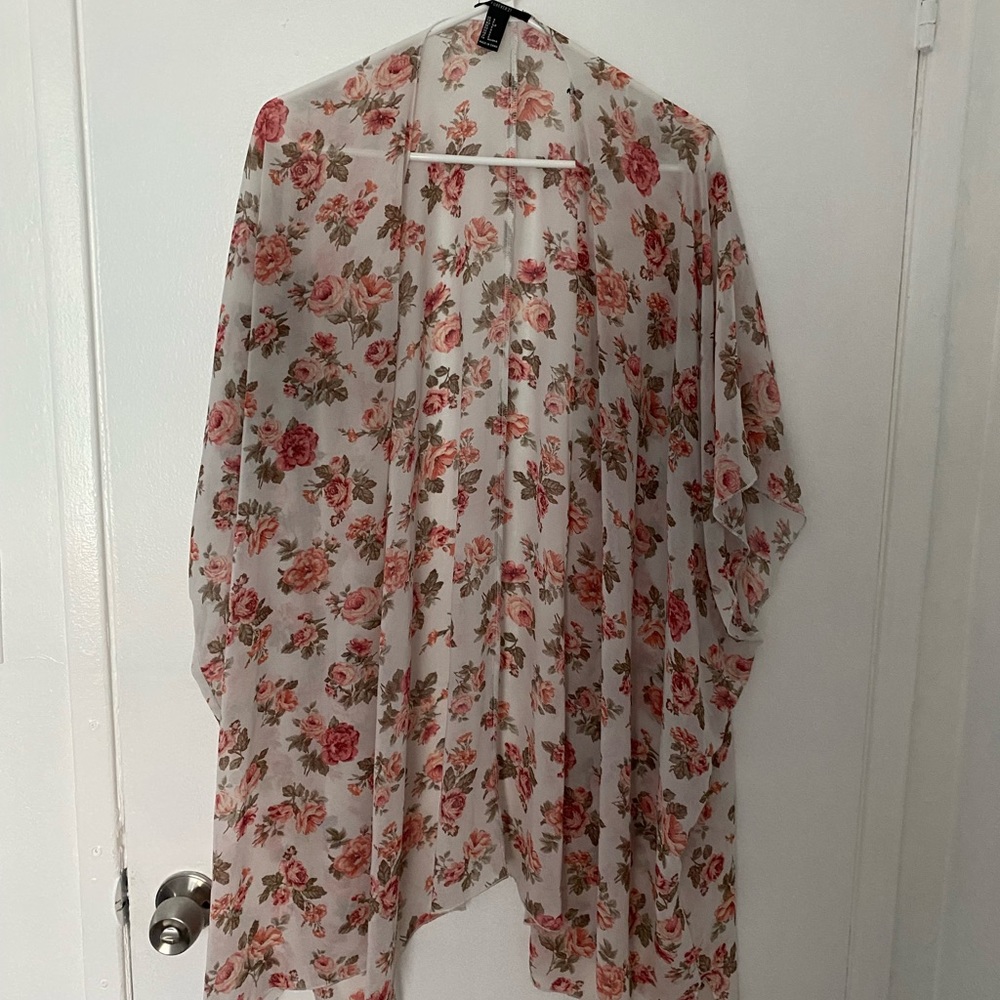 Forever 21 pink floral kimono